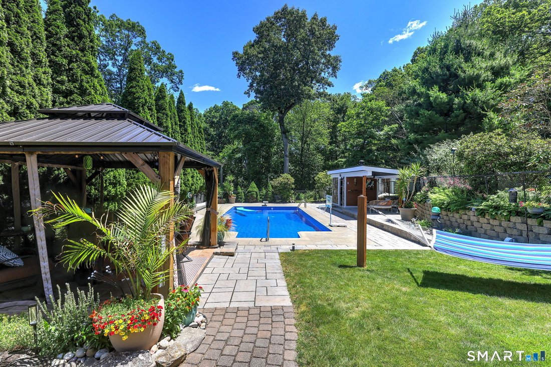 House in Milford, Connecticut, United States 4 - 18980170