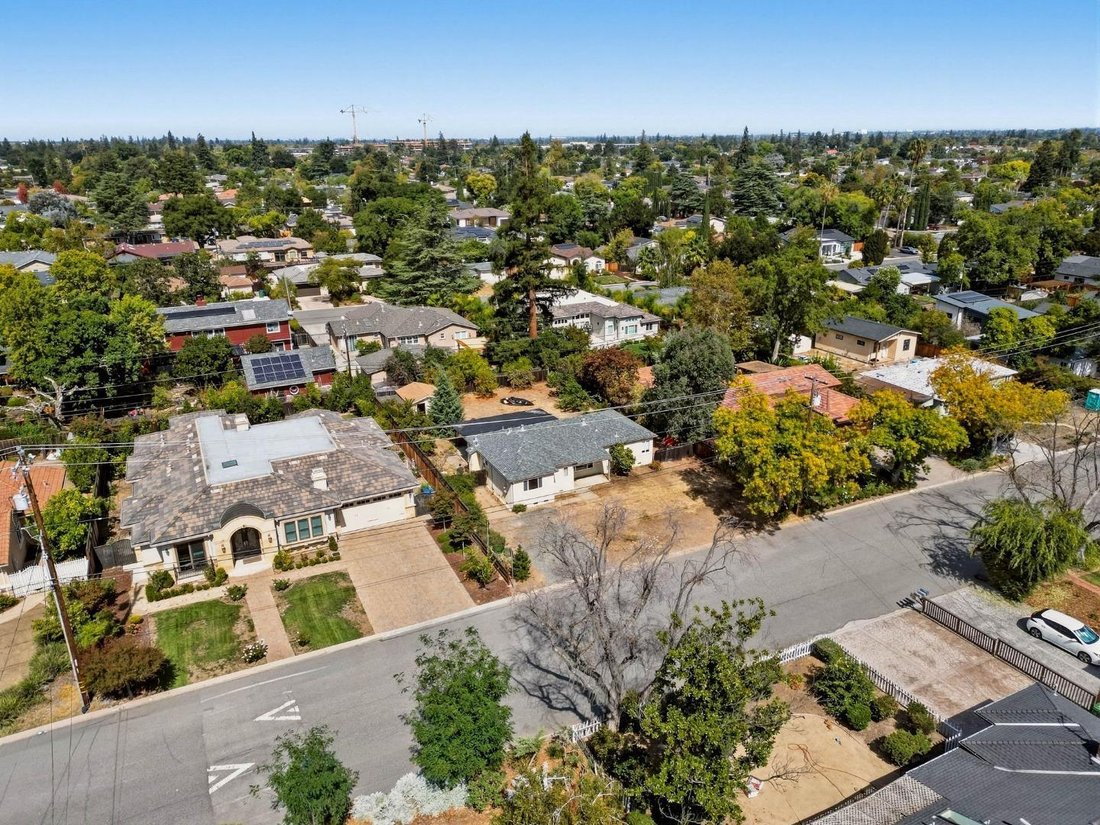 House in Saratoga, California, United States 4 - 18974977