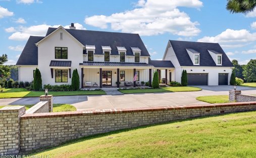 House in Holly Springs, Mississippi, United States 1