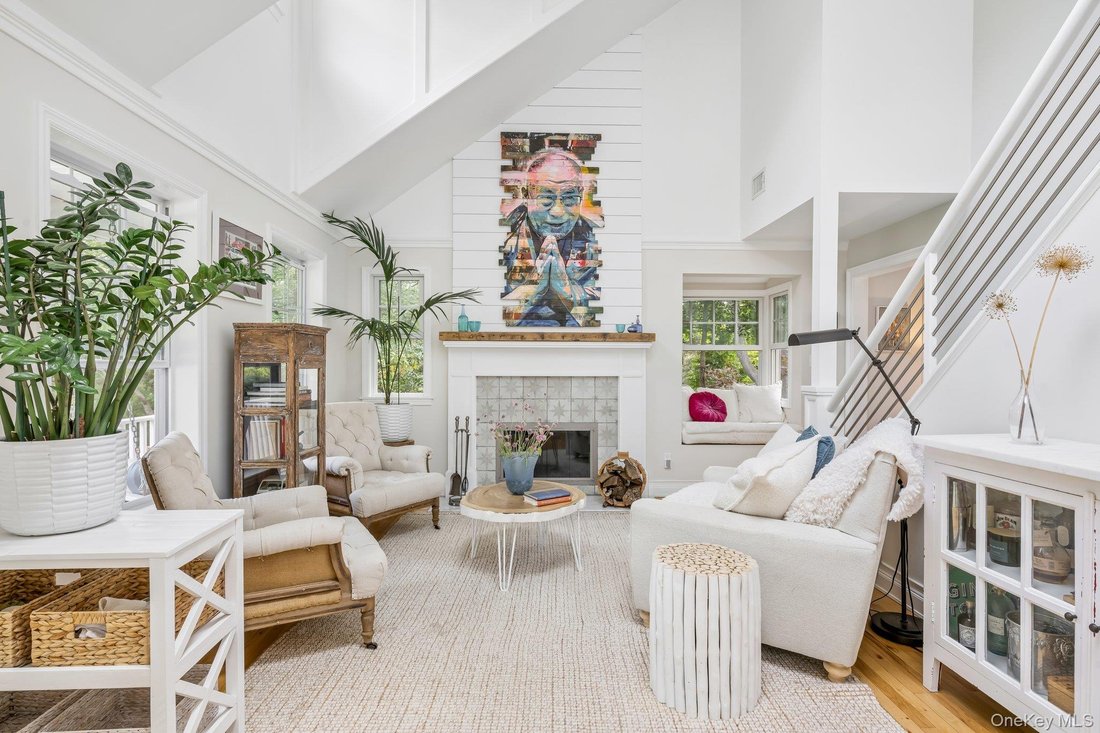 House in Yaphank, New York, United States 4 - 18976045