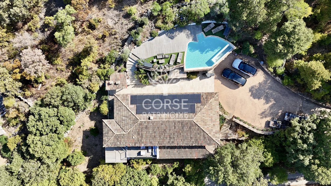 Villa in Porto-Vecchio, Corsica, France 3 - 18965641