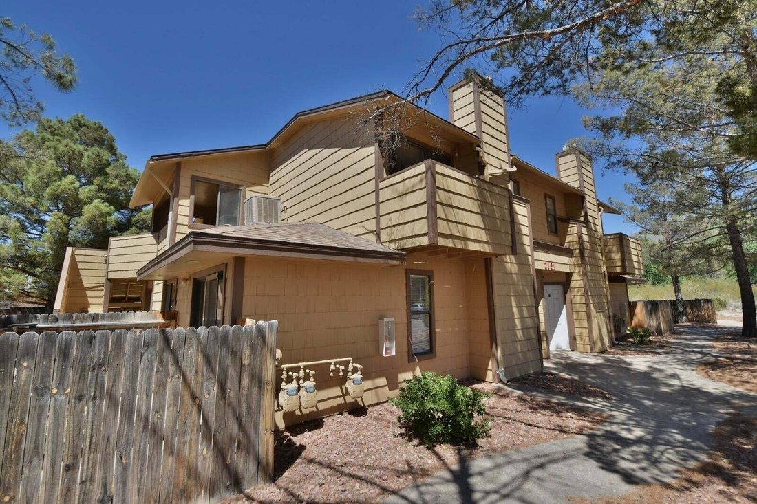 Alamogordo, New Mexico, United States 1 - 18980341
