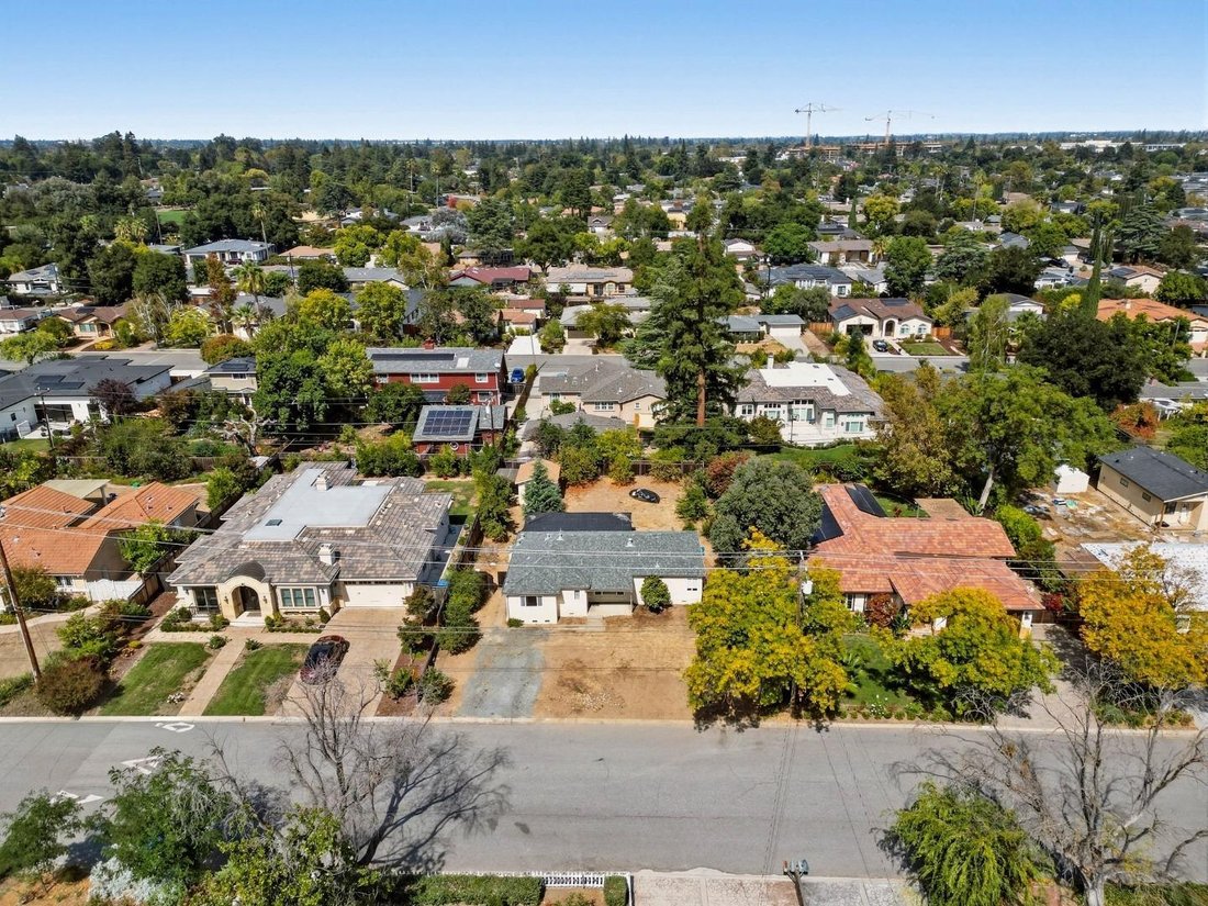 House in Saratoga, California, United States 5 - 18974977