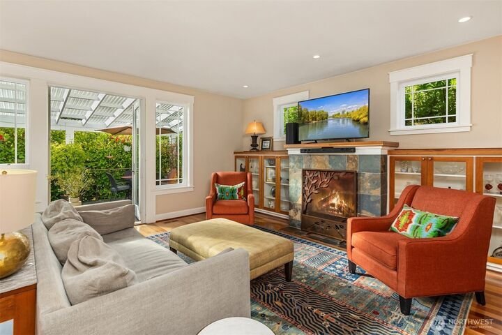 House in Bainbridge Island, Washington, United States 4 - 18973263