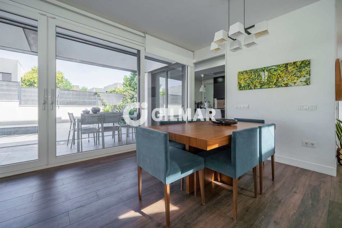 Villa in Somosaguas, Pozuelo de Alarcon, Comunidad de Madrid 5 - 18976049