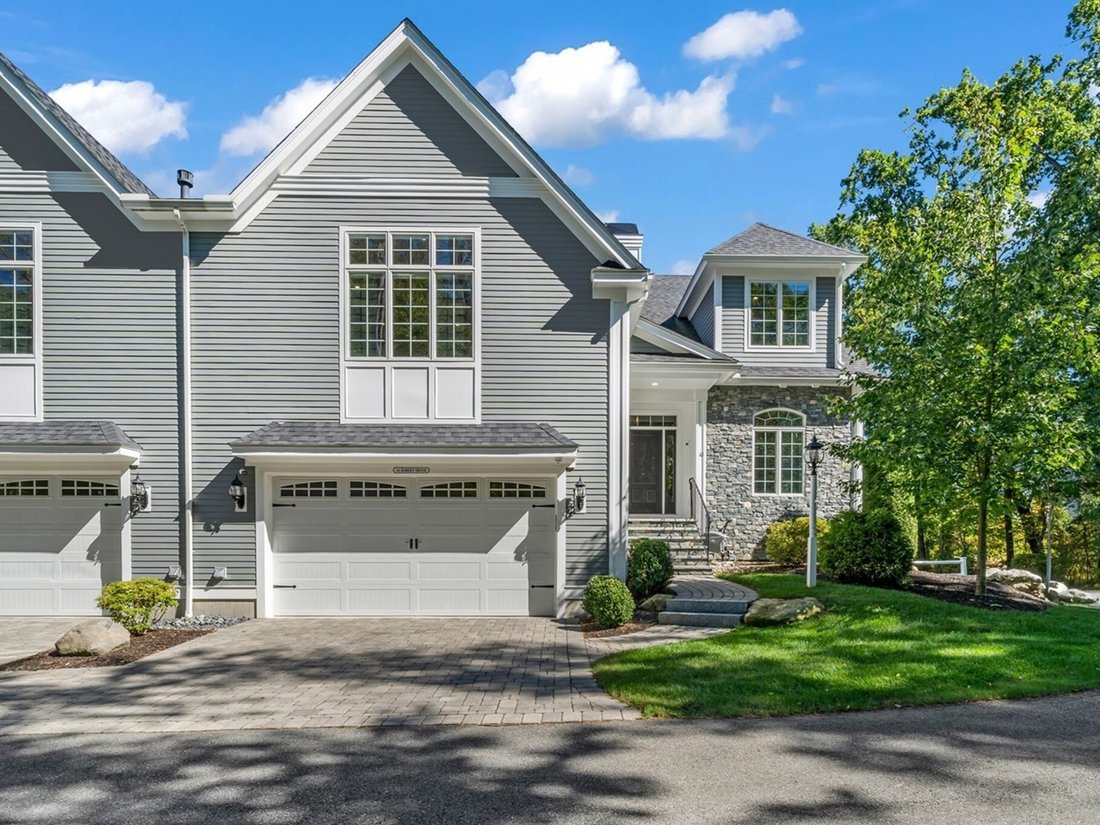 Condo in Andover, Massachusetts, United States 1 - 18978497