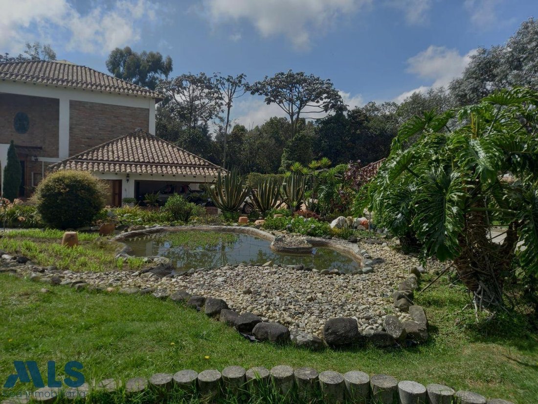 House in Envigado, Antioquia, Colombia 4 - 18974085