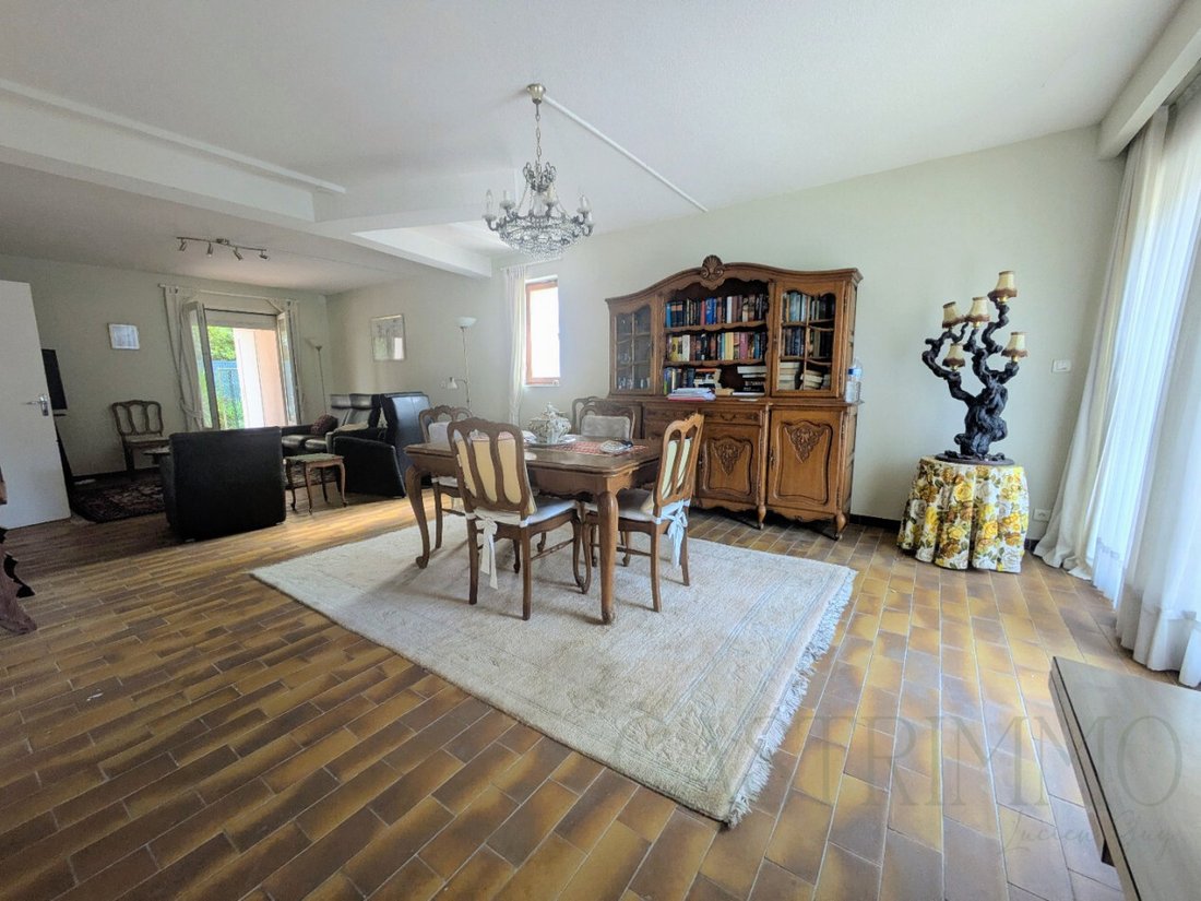 Villa in Centre Ville, Castries, Frankreich 5 - 18752842