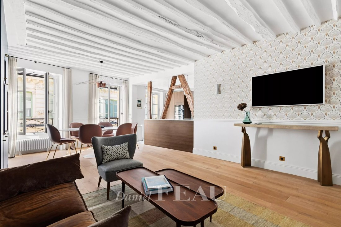 Apartment in Saint Thomas d'Aquin, Paris 7e Arrondissement, Paris 3 - 18509789