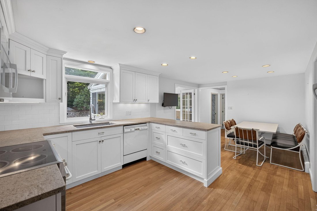 House in Falmouth, Massachusetts, United States 5 - 18967737