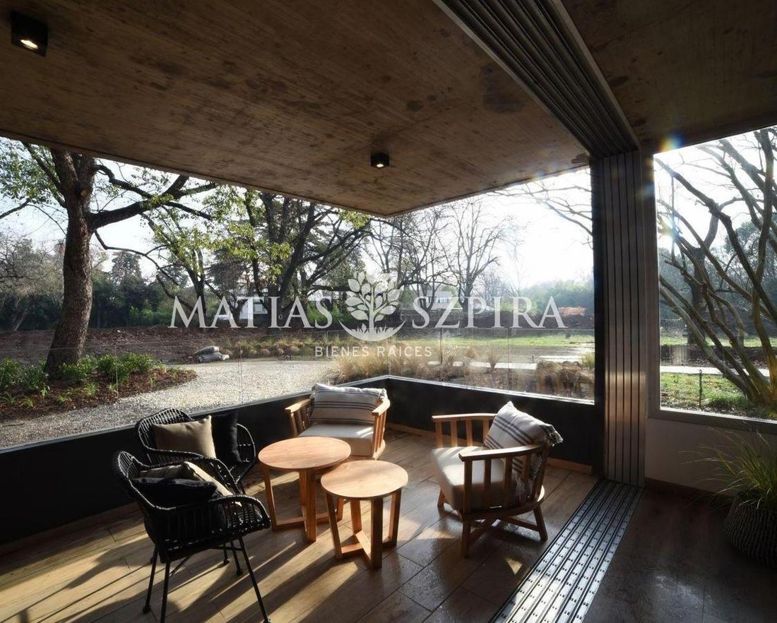House in Villa Udaondo, Buenos Aires Province, Argentina 4 - 18970670