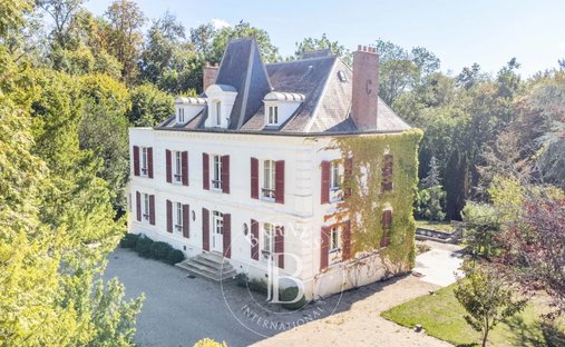 House in Orgeval, Ile-de-France, France 1