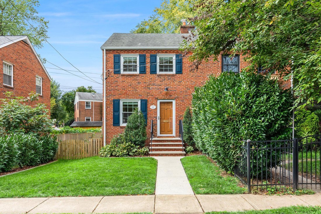House in Arlington, Virginia, United States 1 - 18976870