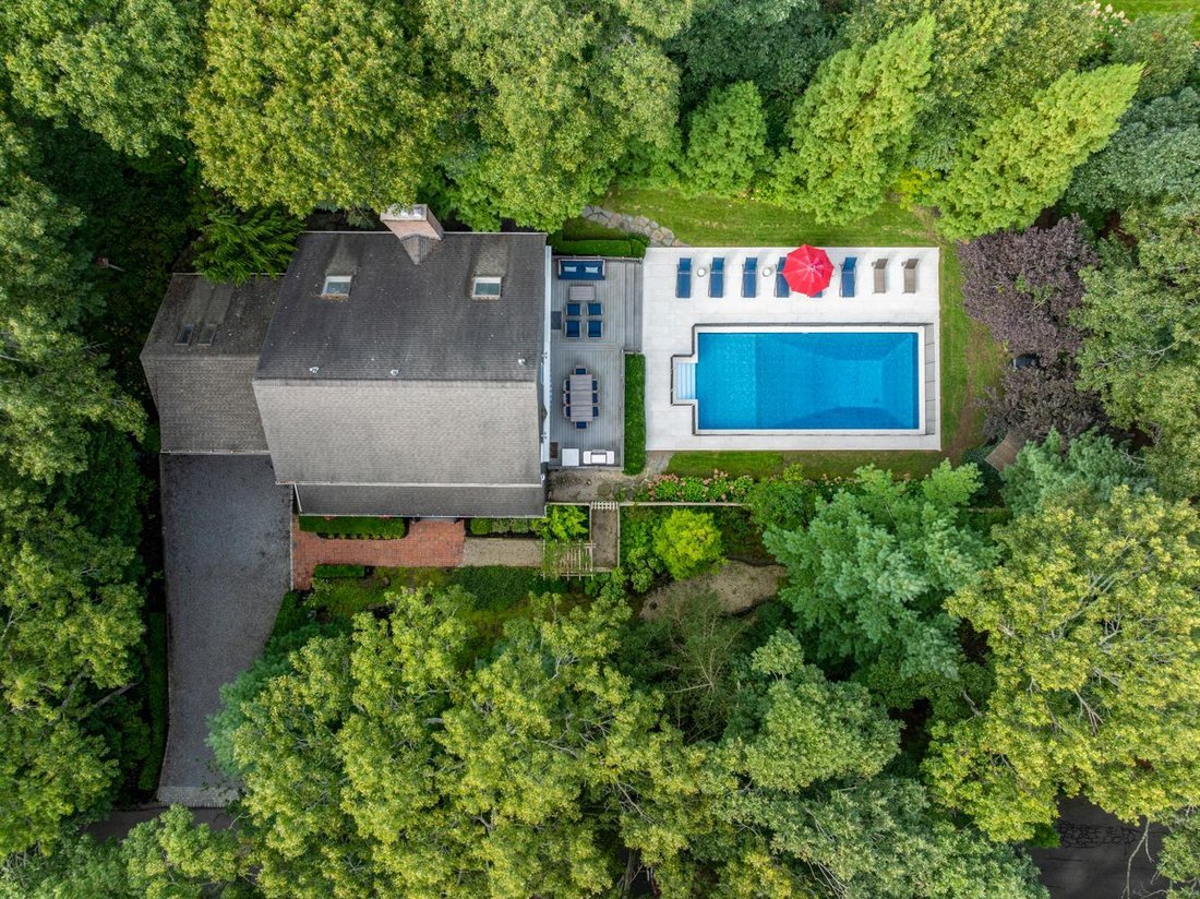 House in East Hampton, New York, United States 3 - 18971528