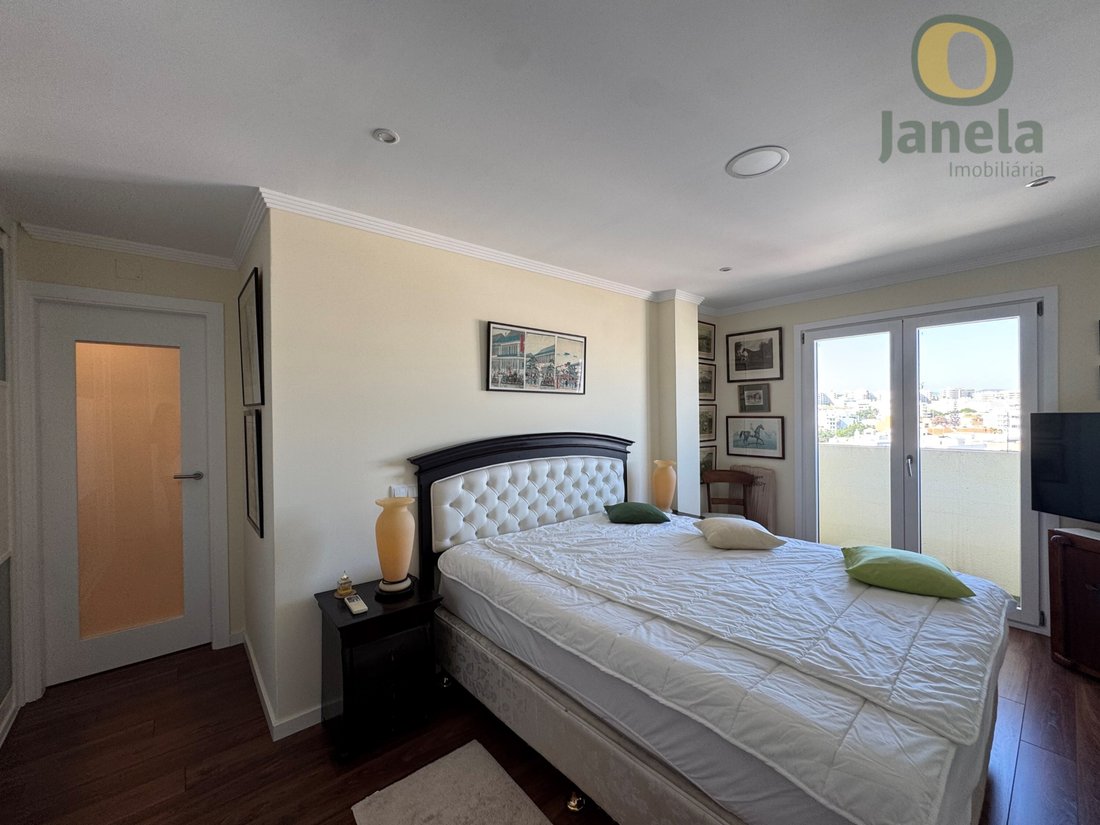 Penthouse in Faro (Se e Sao Pedro), Algarve, Portugal 4 - 18966422