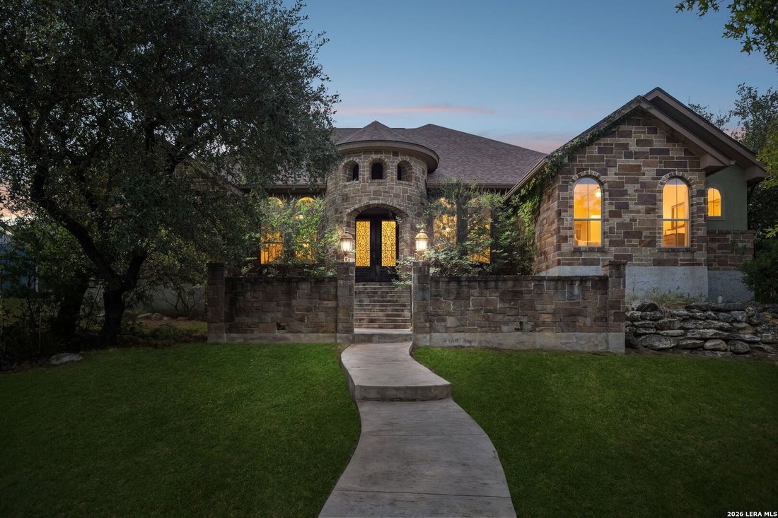 House in Helotes, Texas, United States 1 - 18977736