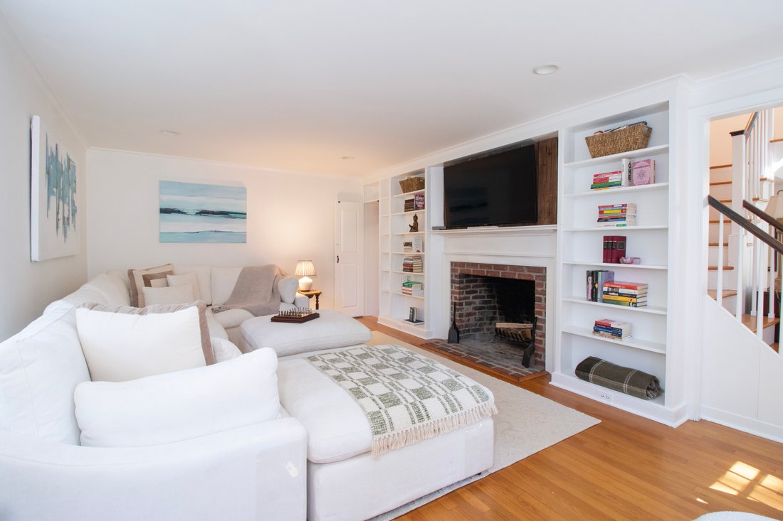 House in Trumbull, Connecticut, United States 3 - 18975588