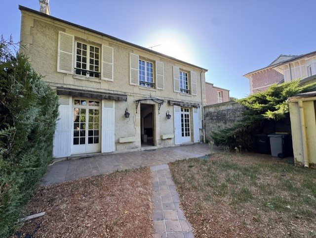 House in Chantilly, Hauts-de-France, France 2 - 18966099