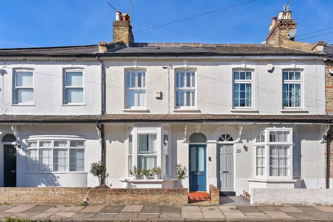 House in Palewell, Richmond Upon Thames, England 2 - 18973641
