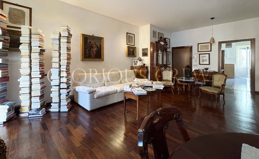 Apartamento en Fiera, Milán, Italia 1