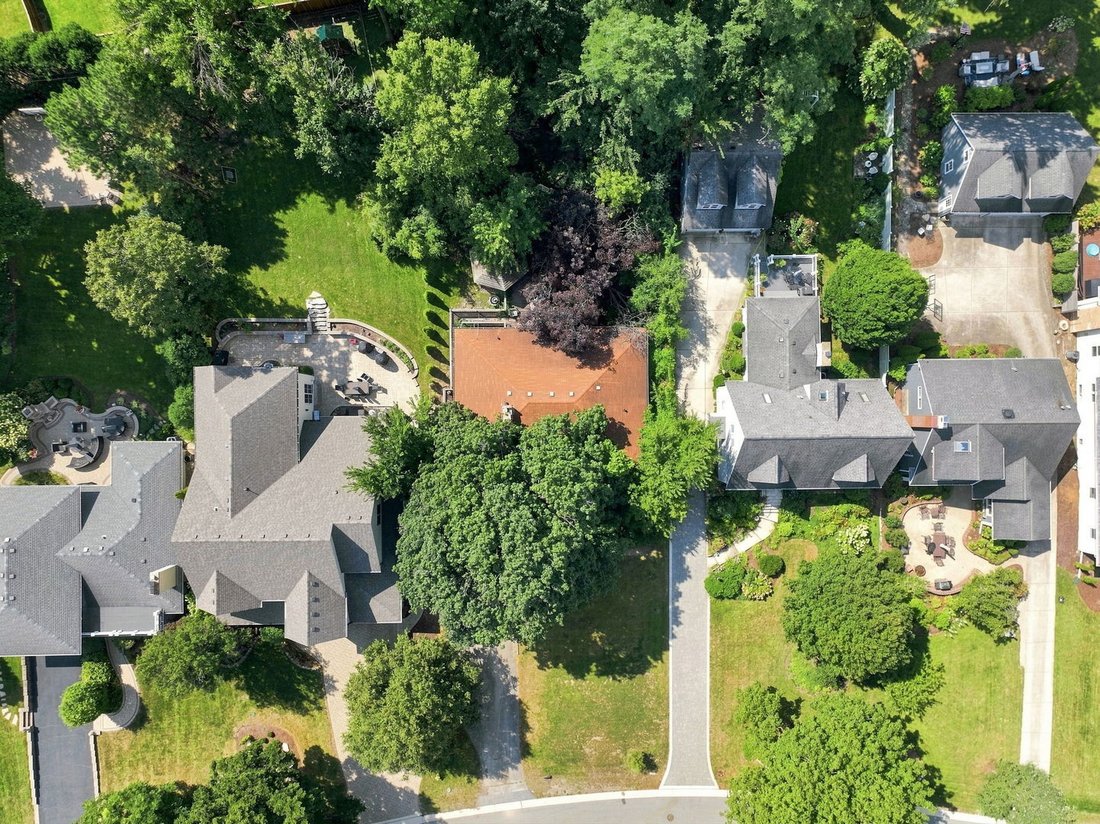 House in Clarendon Hills, Illinois, United States 2 - 18979114