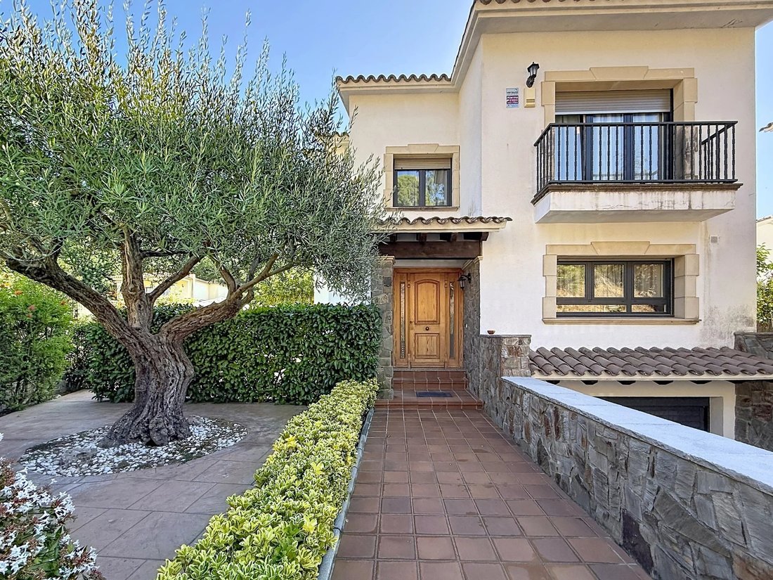 House in Cabrera de Mar, Catalonia, Spain 2 - 18964775