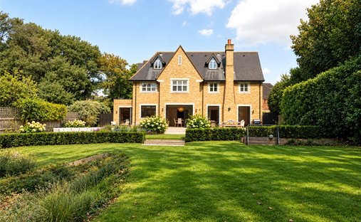 House in Copse Hill, Merton, England 1