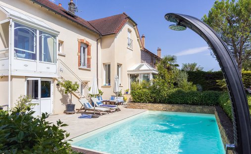 House in Nuits-Saint-Georges, Bourgogne – Franche-Comté, France 1