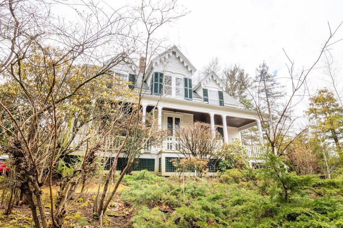 House in Newton, Massachusetts, United States 2 - 18978809