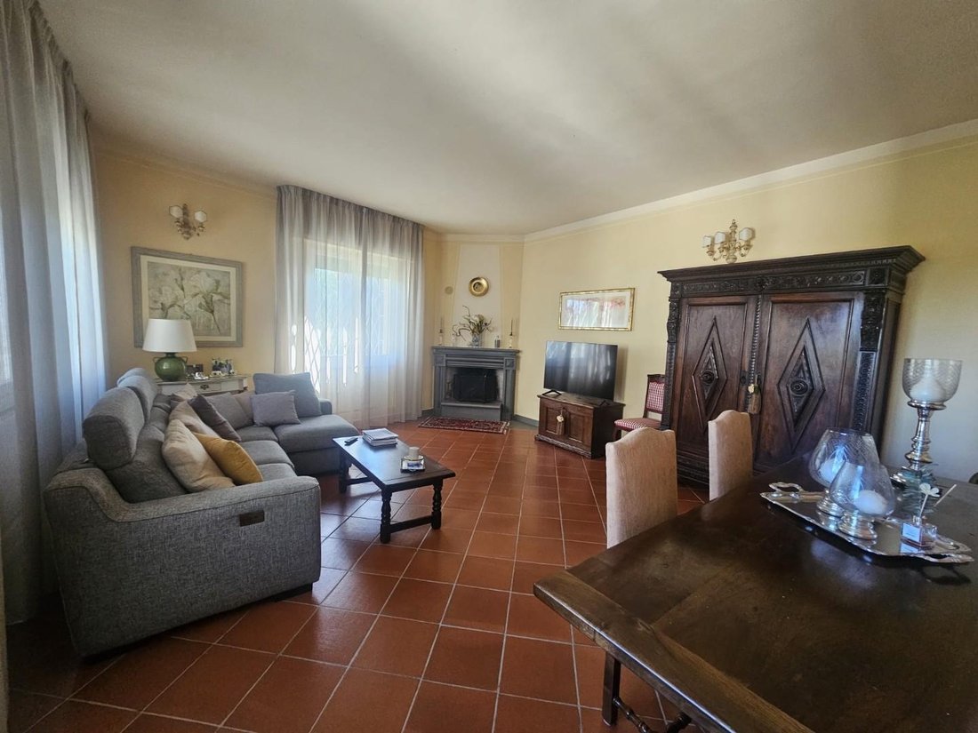 Country House in Pisa, Tuscany, Italy 4 - 18969837