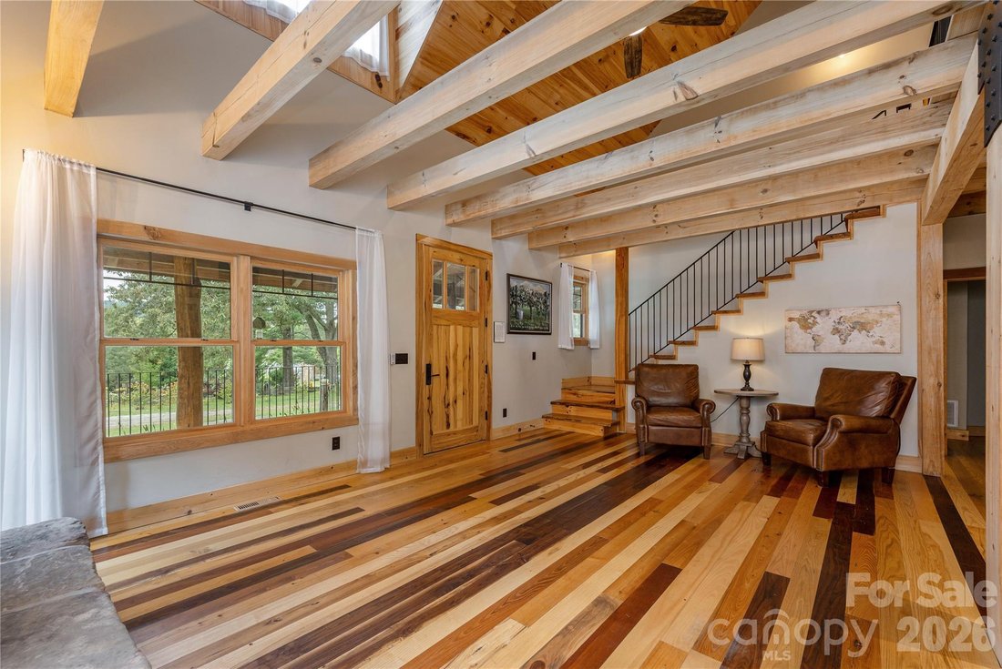 House in Hendersonville, North Carolina, United States 5 - 18954221