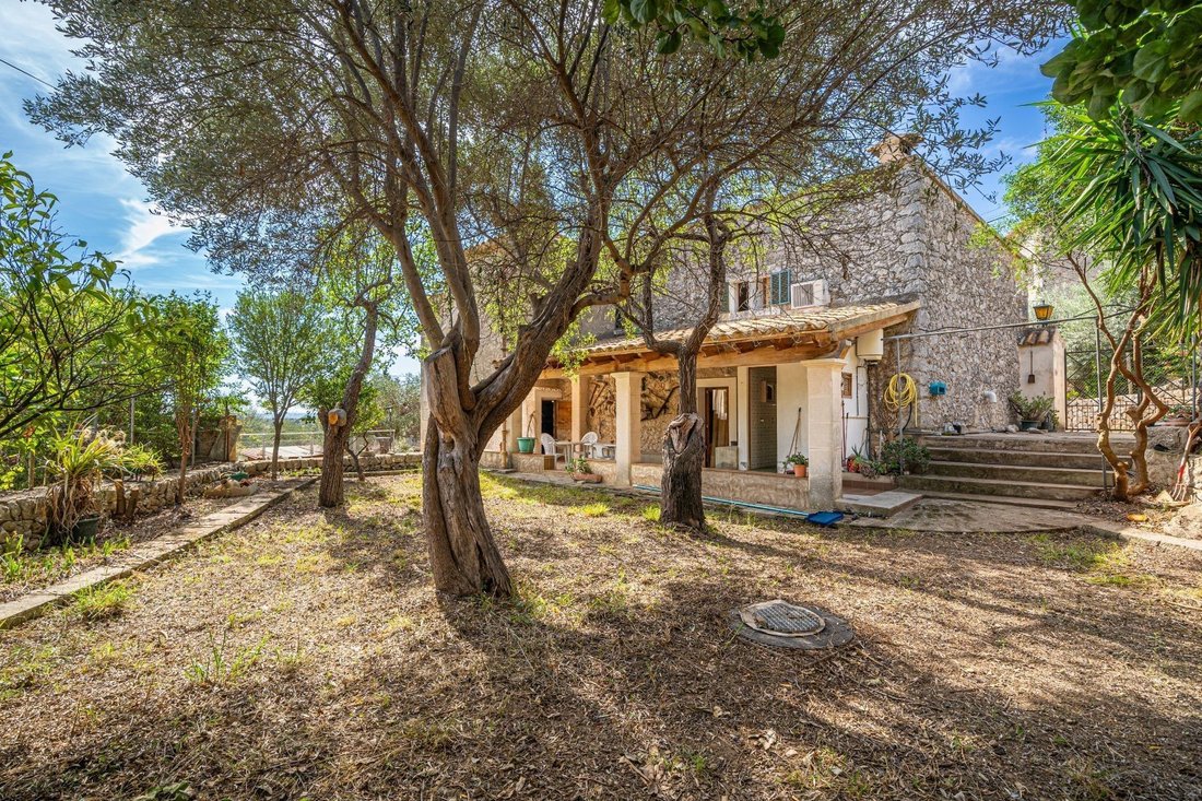 Villa in Selva, Balearic Islands, Spain 3 - 18979141