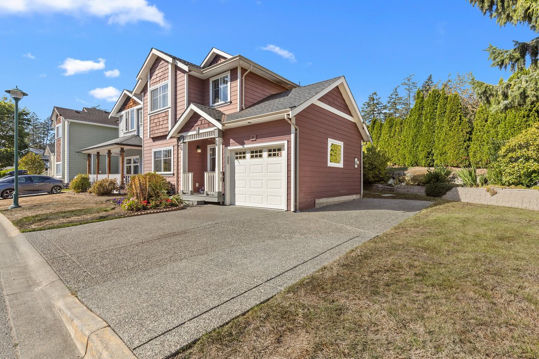 House in View Royal, British Columbia, Canada 3 - 18967762