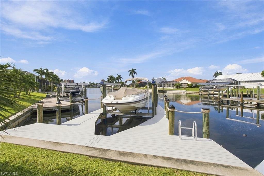House in Cape Coral, Florida, United States 4 - 18975056
