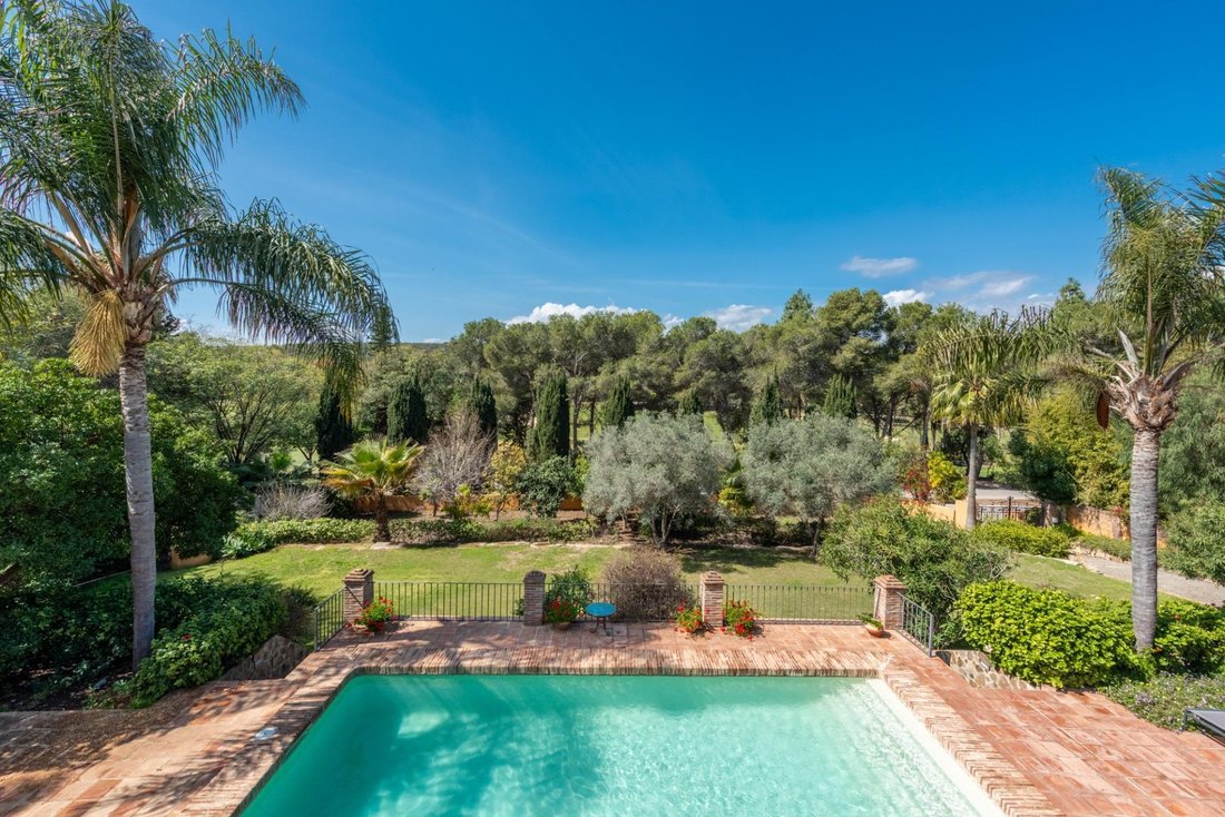 Villa in Estepona, Andalusia, Spain 1 - 18977829