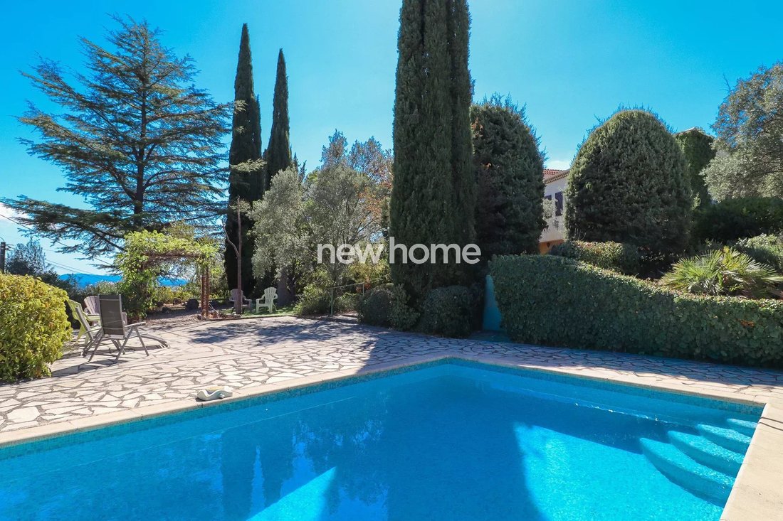 House in Fayence, Provence-Alpes-Côte d'Azur, France 2 - 18965965