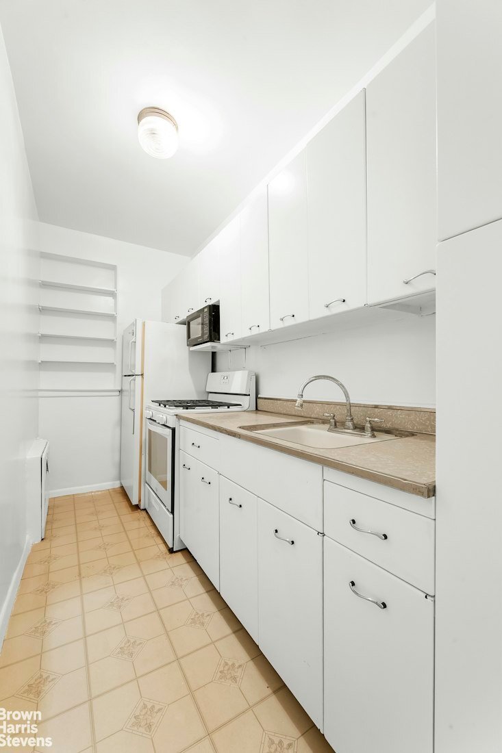 Co Op in New York, New York, United States 4 - 18976257