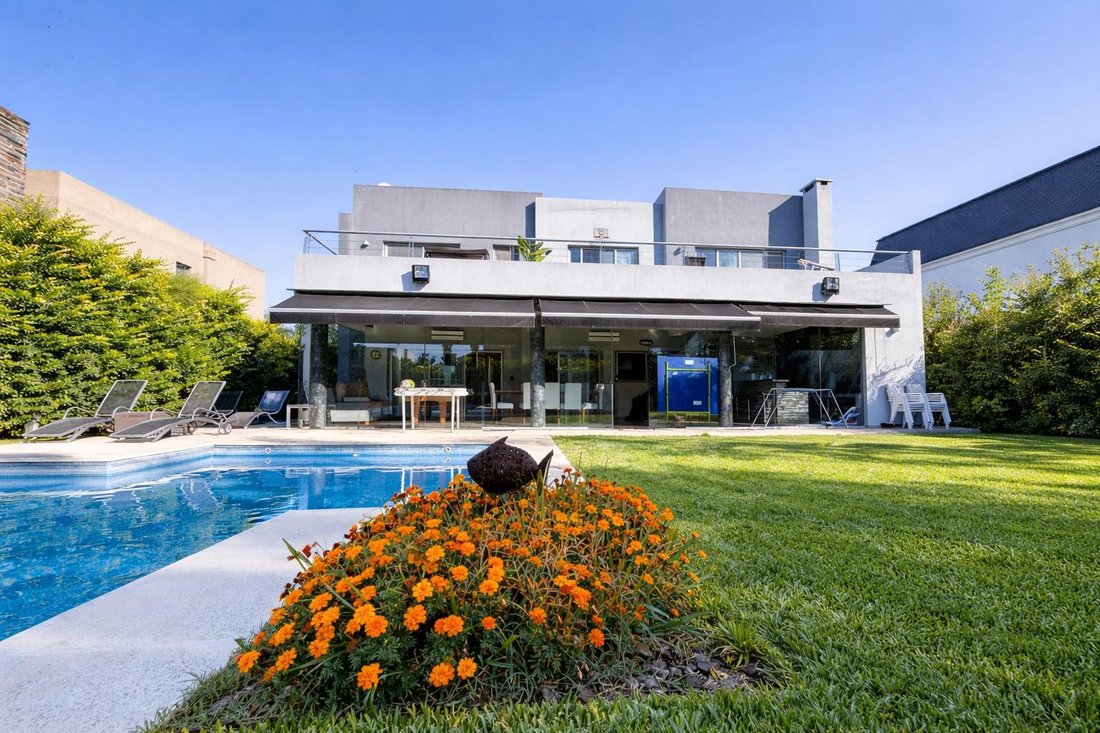House in Del Viso, Buenos Aires Province, Argentina 1 - 18980879