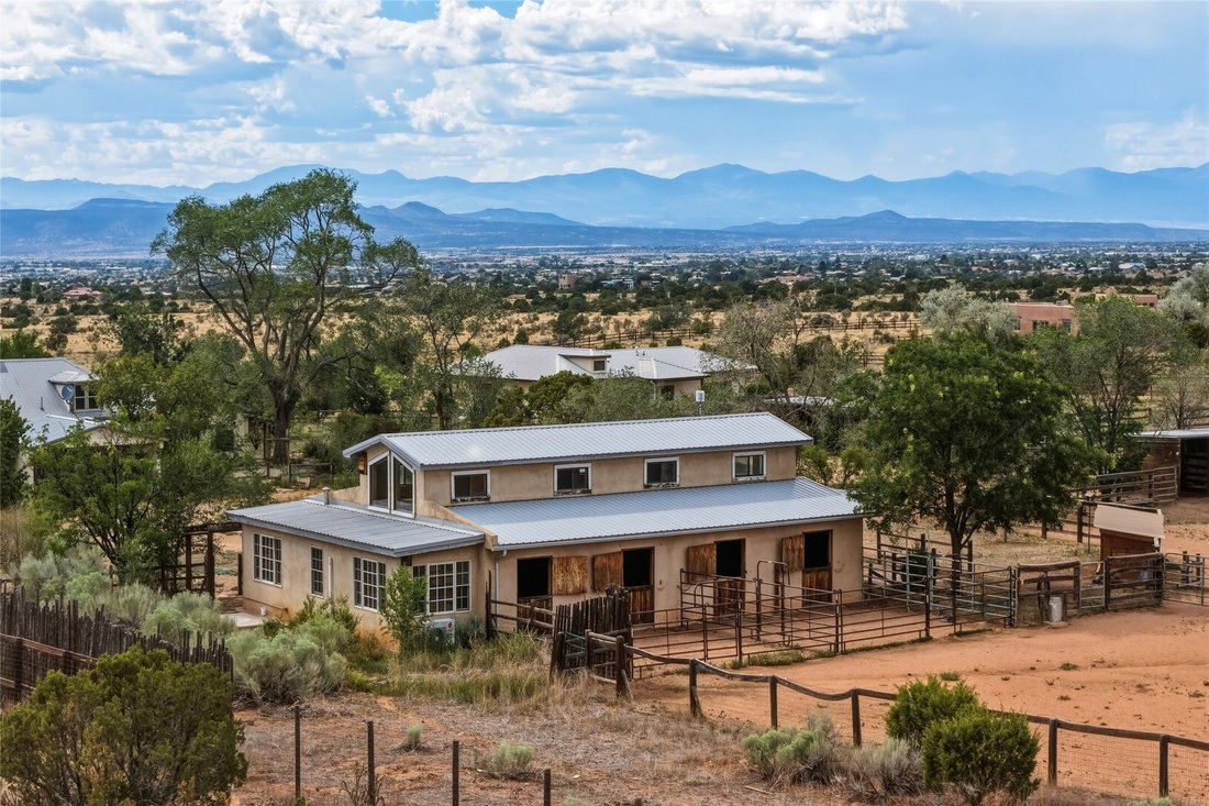House in Santa Fe, New Mexico, United States 2 - 18967735