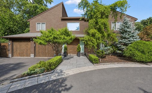 House in New City, New York, United States 1