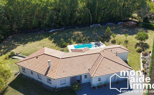 House in Fargues-Saint-Hilaire, Nouvelle-Aquitaine, France 1