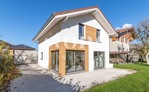 Villa in Sévrier, Auvergne-Rhône-Alpes, France 1