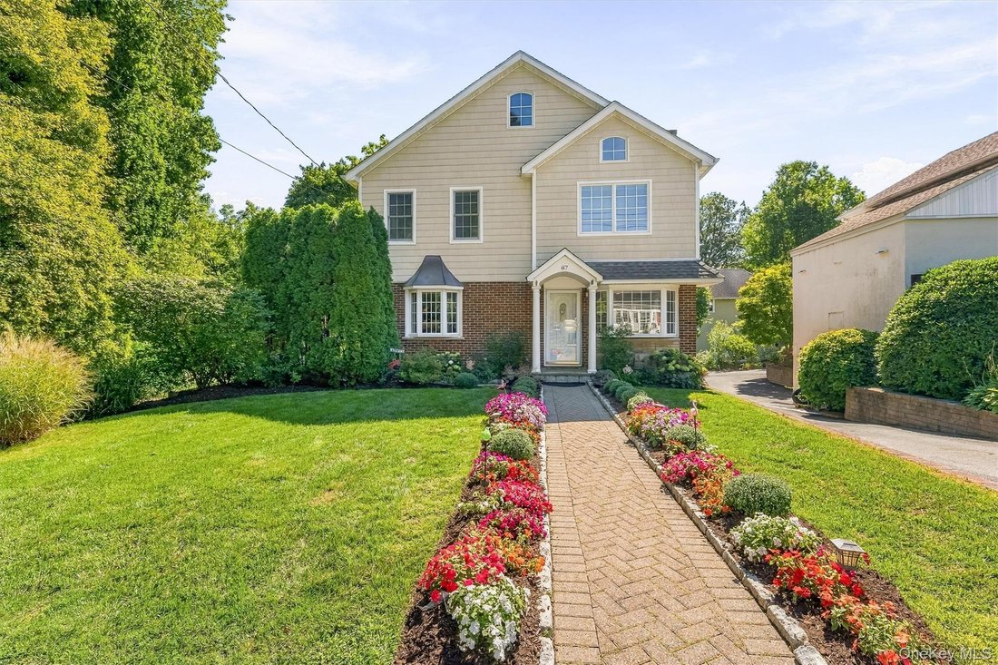 House in White Plains, New York, United States 3 - 18945140
