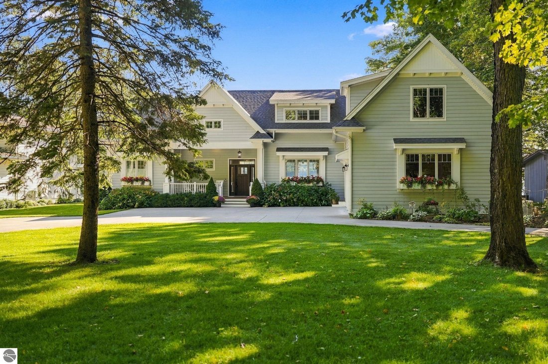 House in Empire, Michigan, United States 2 - 18975074