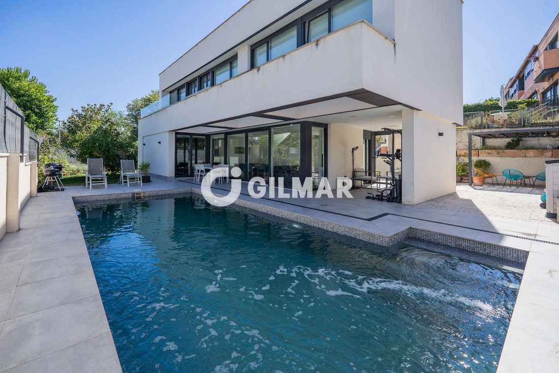 Villa in Somosaguas, Pozuelo de Alarcon, Comunidad de Madrid 1 - 18976049