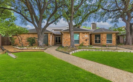 House in Addison, Texas, United States 1