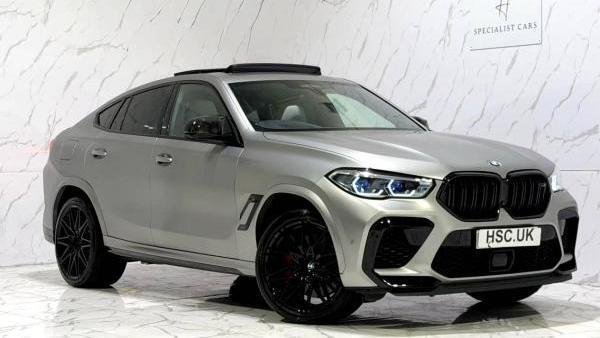 Suv in Ruislip, United Kingdom 1 - 18976077