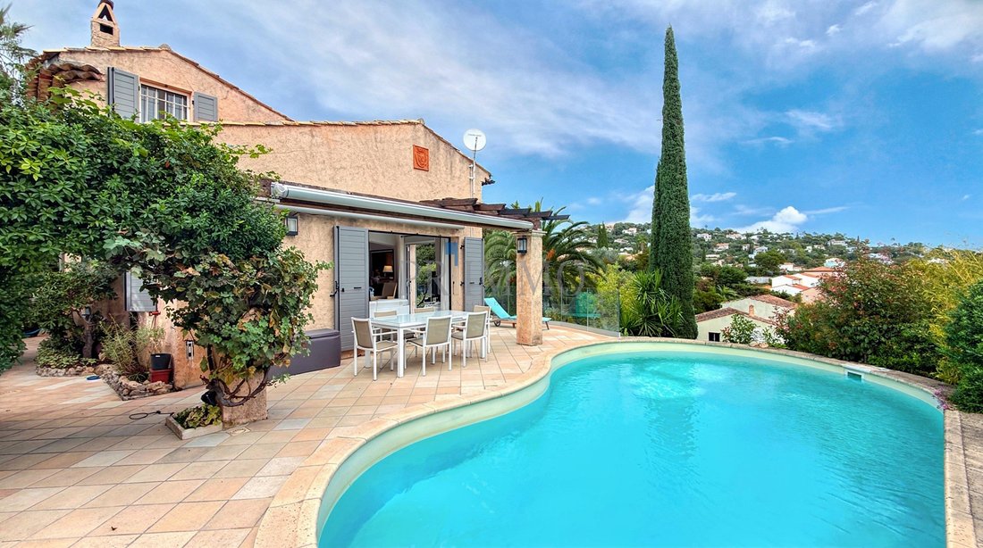 Villa in Les Issambres, Roquebrune-sur-Argens, France 2 - 18970683