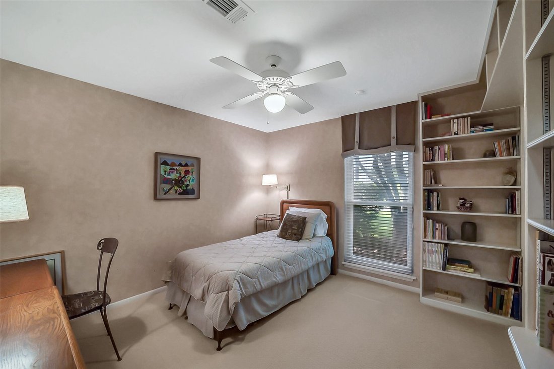 House in Houston, Texas, United States 5 - 18967798