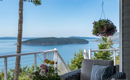 House in Anacortes, Washington, United States 1